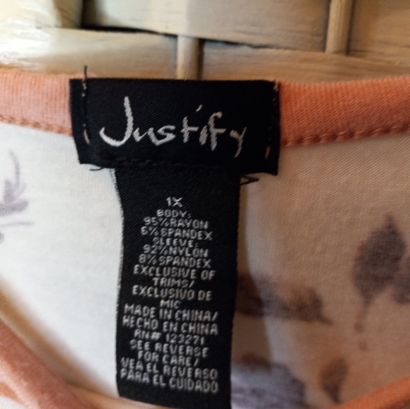 Justify Womens Plus Size 1X Shirt Top - Picture 2 of 4